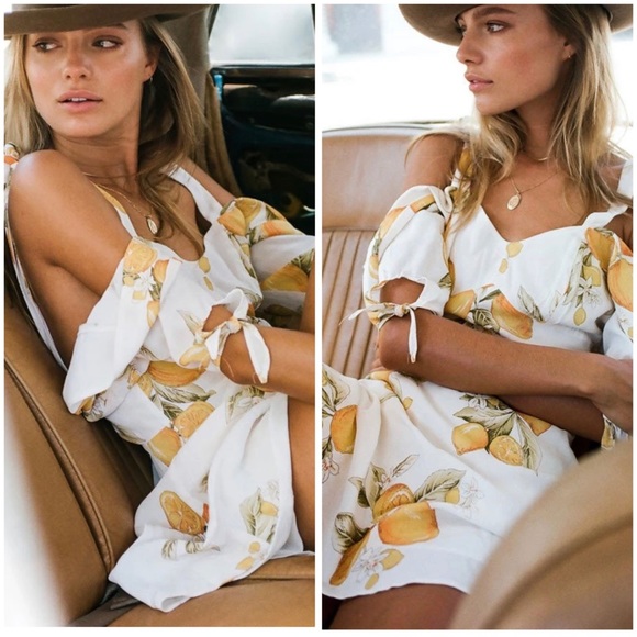 For Love And Lemons Dresses & Skirts - For Love and Lemons Lemonada Dress